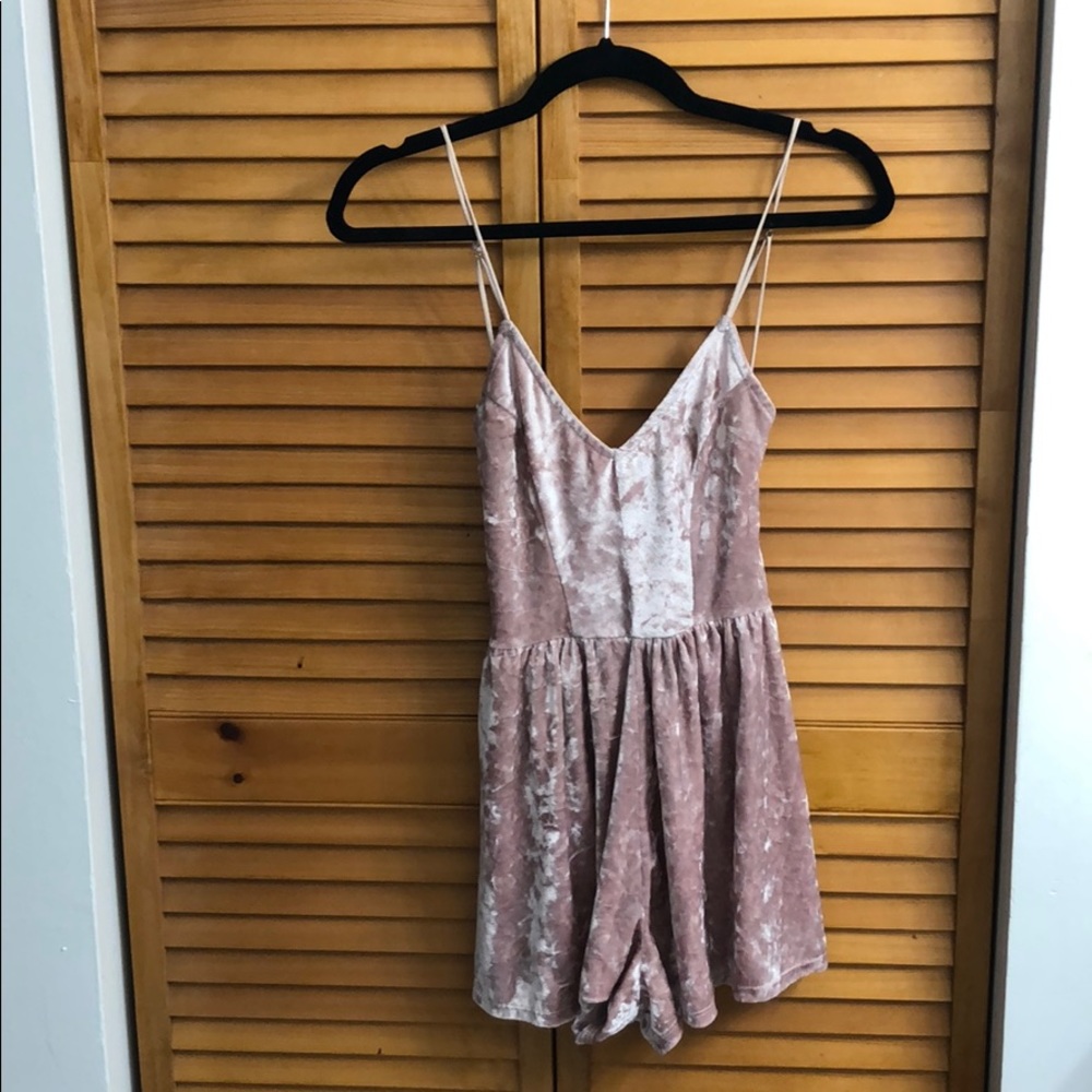 LA Hearts Pastel Velvet Pink Romper Crosse…
